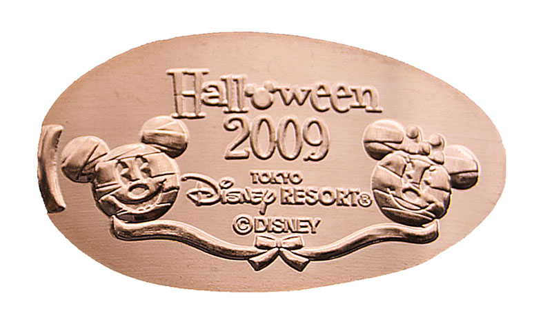 2009 Halloween 2009 pressed penny, Mickey and Minnie in mummy costumes