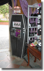 Haunted Mansion "pressed penny" machine early 2005