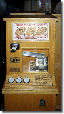 Snow White, Witch, and Bashful pressed penny machine DL0039-41 machine.